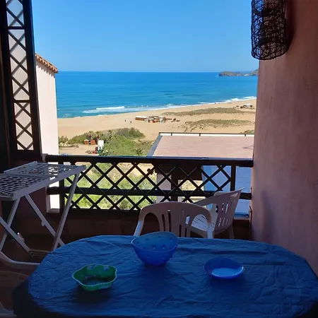 La Roccia Sul Mare توري دي كورساري